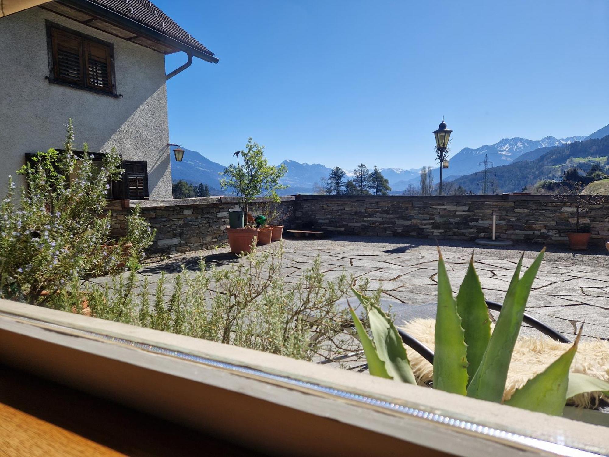 Landhaus Maria Grün B&B Feldkirch Exterior foto